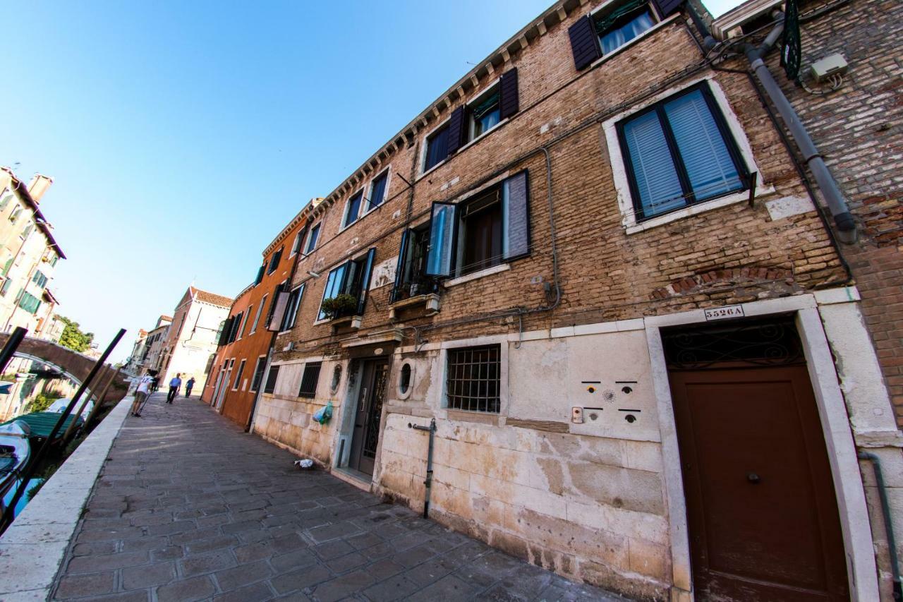Apartamento Casa Di San Martino Venecia Exterior foto